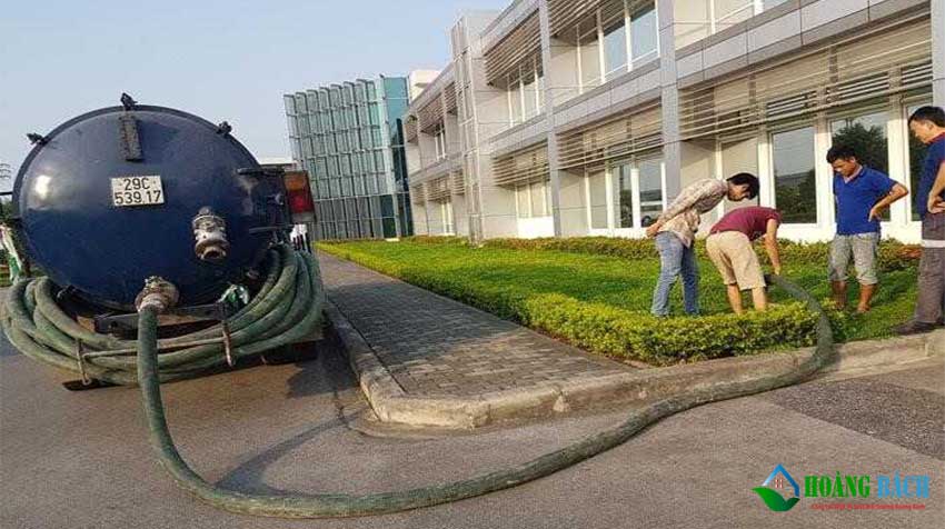 Dịch vụ hút hầm cầu tại Trà Nóc