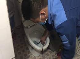 Thông bồn cầu Ninh Hải