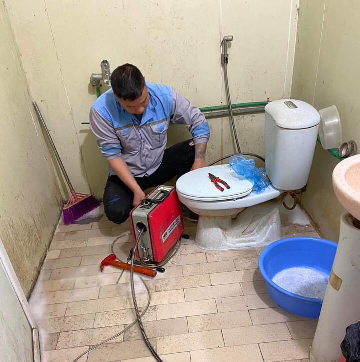 Thông bồn cầu Quận 1