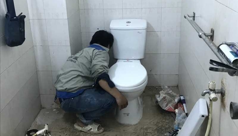 Thông bồn cầu Phan Rang