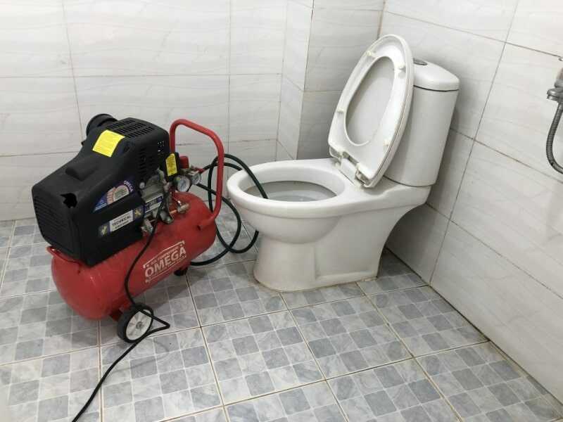 Thông bồn cầu Quận 9