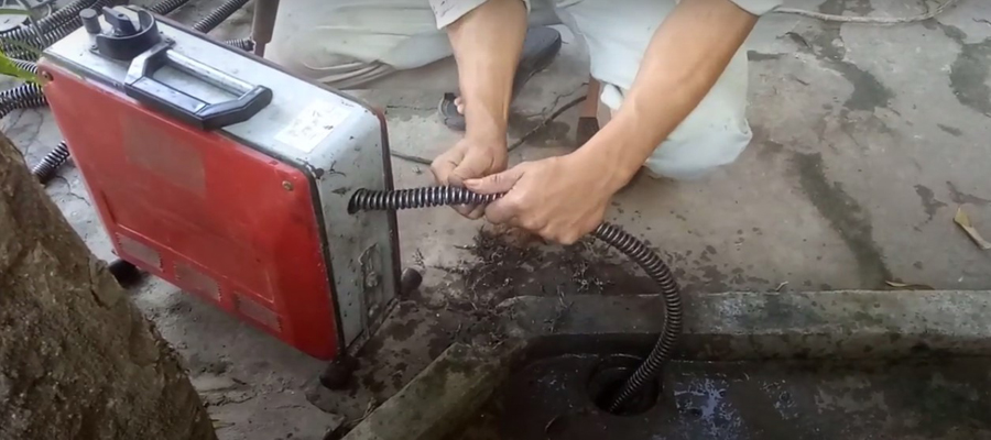 Thông cống Bác Ái