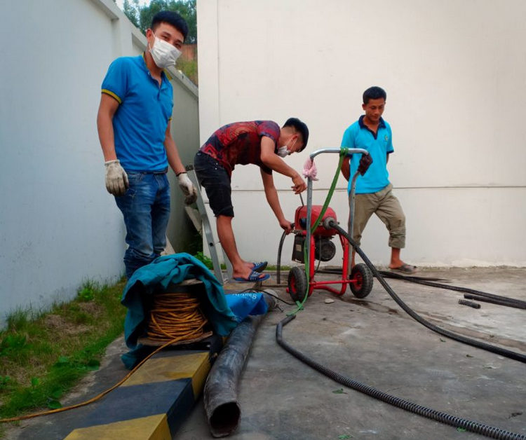 Thông cống nghẹt Quận 2