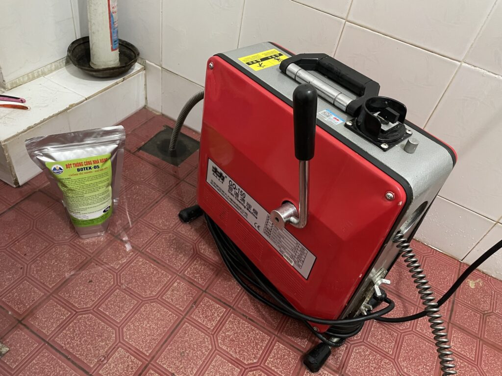 Thông tắc cống Quận 2