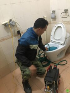 Thông bồn cầu huyện Hóc Môn
