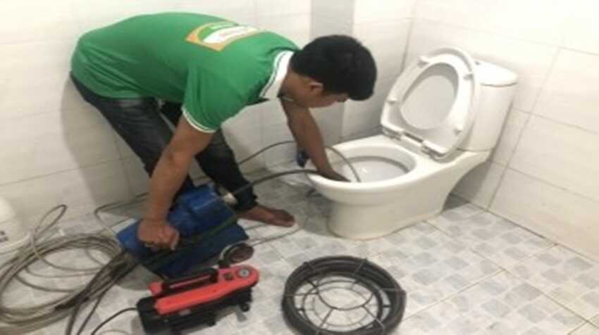 Thông tắc bồn cầu tại Vĩnh Hưng