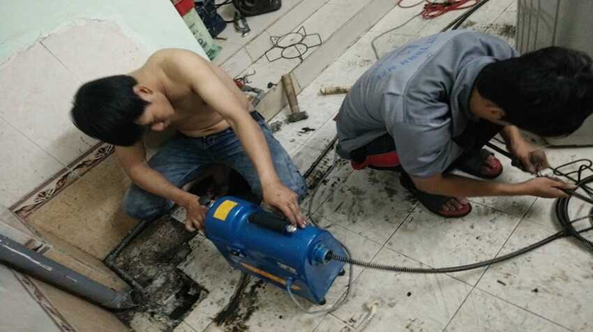 Thông tắc cống Tân Trụ
